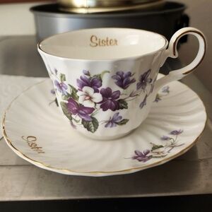 👉*VTG* ROYAL TUSCAN "SISTER" TEACUP & SAUCER SET W/ WILD VIOLETS